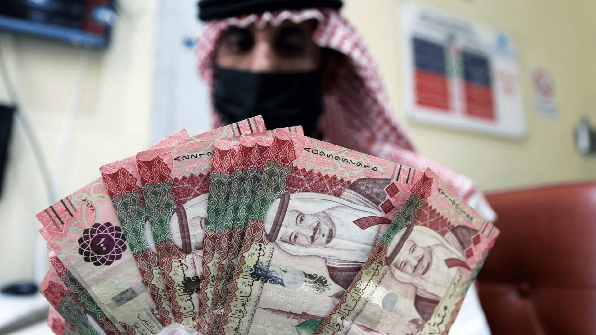 كيف تستثمر أموالك في السعودية بأفضل وأسهل الطرق؟