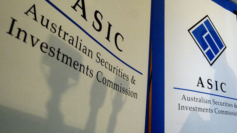 الهيئة الاسترالية ASIC تحظر جون مارتن مدير USGFX لمدة 10 سنوات