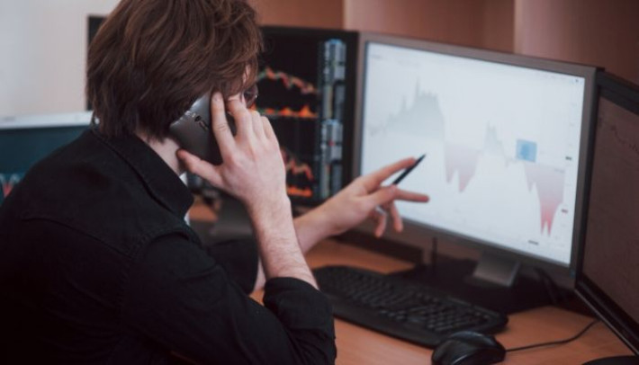 ٤ امور لا تدعها أن تؤثر سلباً على أدائك أثناء التداول